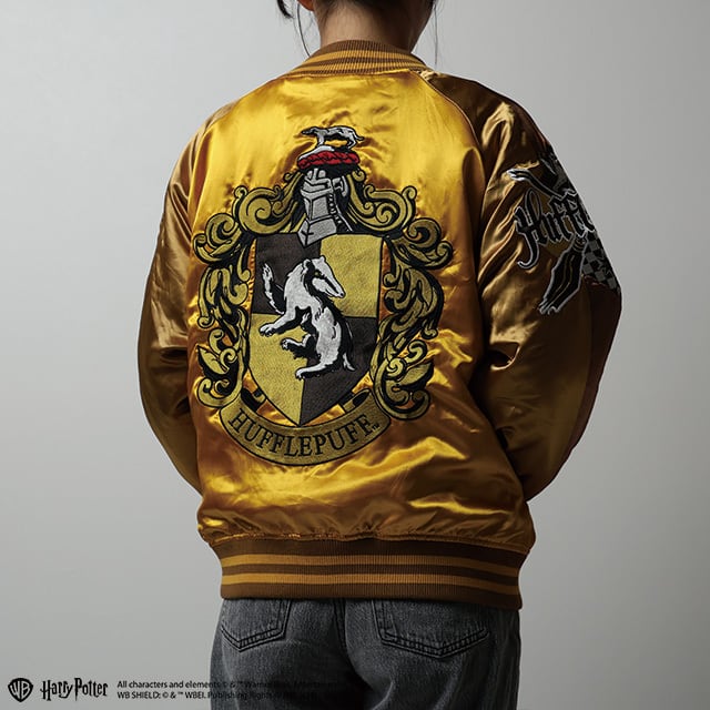 [Character genre] Harry Potter Hufflepuff emblem Sukajan (L size)