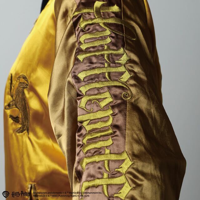[Character genre] Harry Potter Hufflepuff emblem Sukajan (L size)